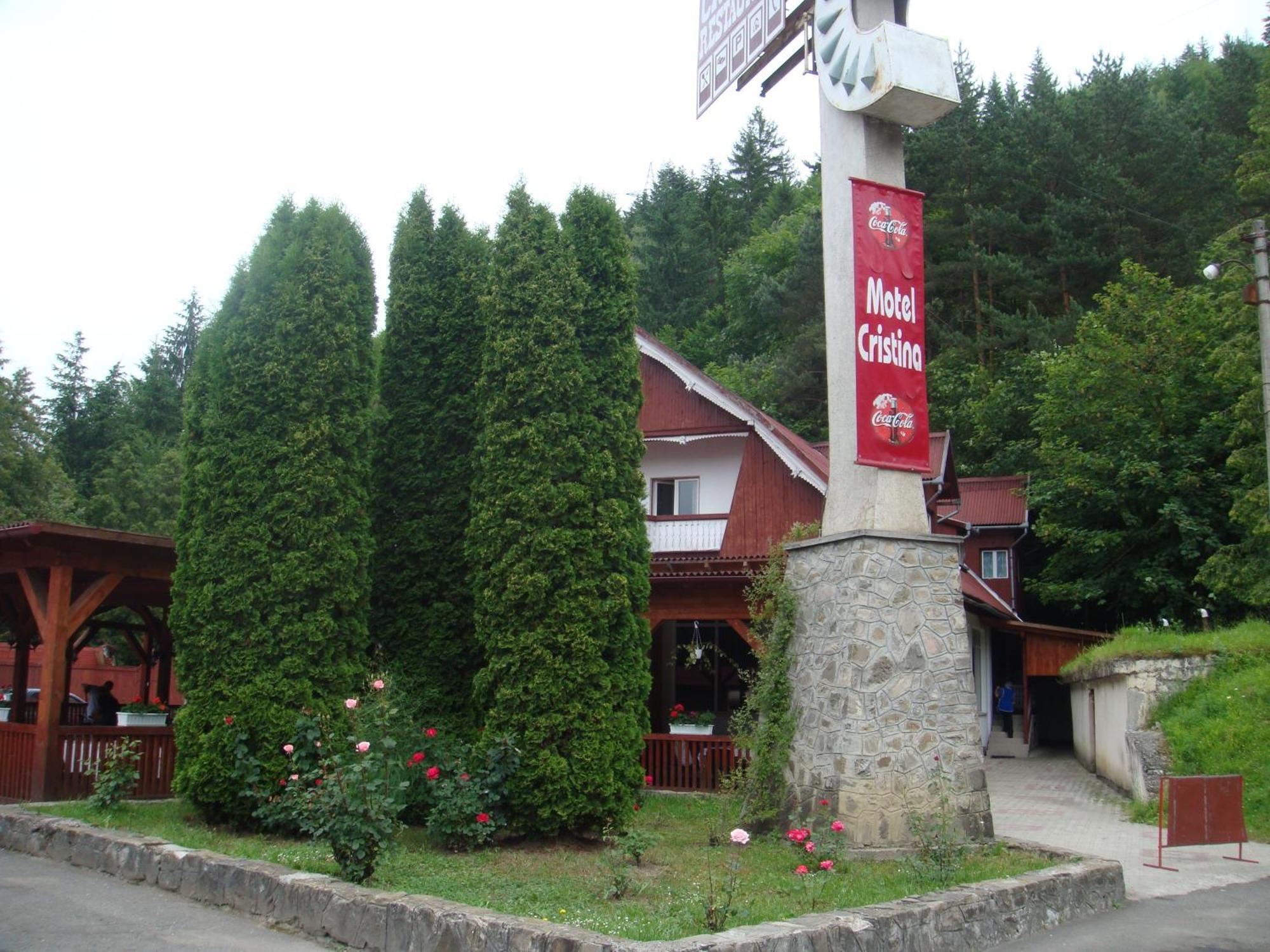 Motel Cristina Биказ Екстериор снимка